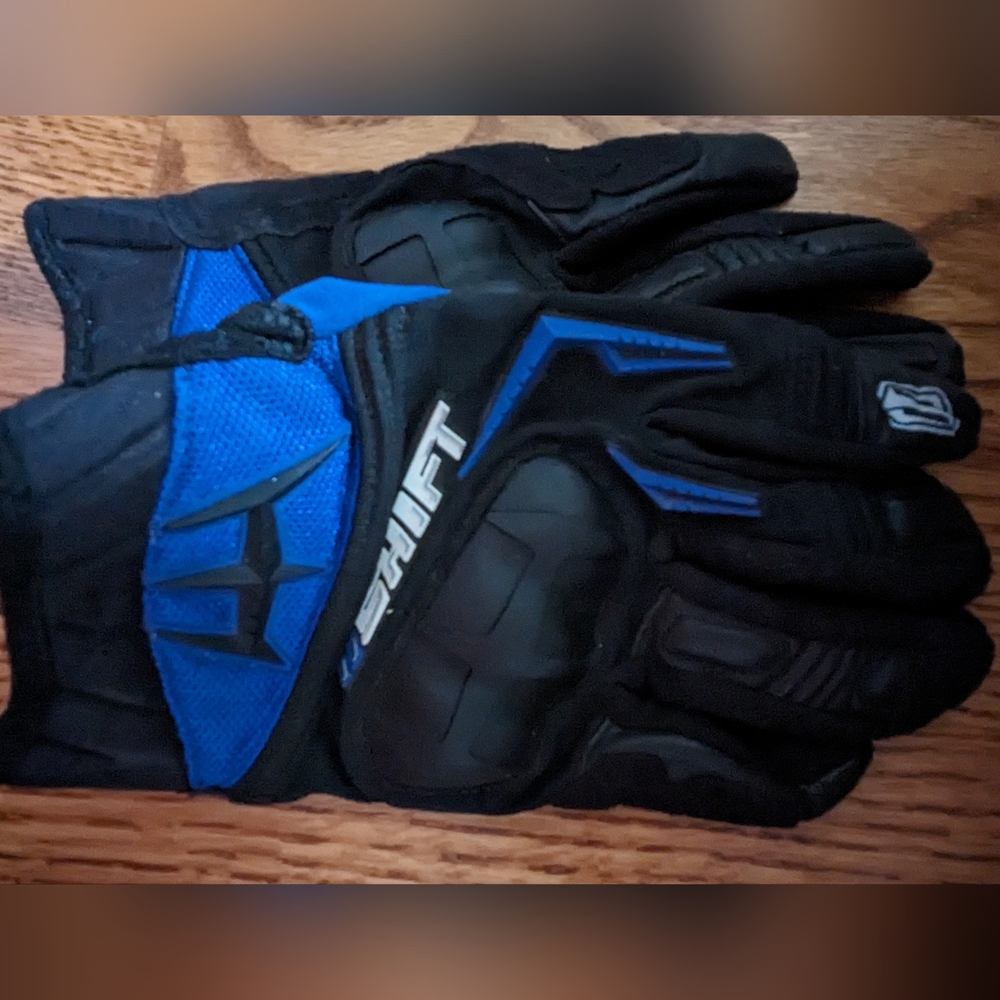 Shift Motorcycle Gloves Size 9 (Medium)